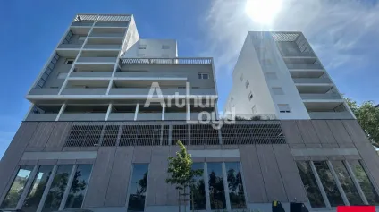 RENNES LES GAYEULLES - CELLULES COMMERCIALES DIVISIBLES A VENDRE - Offre immobilière - Arthur Loyd