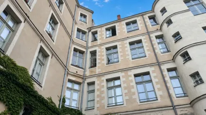 Bureaux à vendre Nantes centre vue Loire et accès tramway immédiat - Offre immobilière - Arthur Loyd