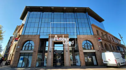 Bureaux à louer Toulouse quartier Saint Cyprien lumineux et accessibles - Offre immobilière - Arthur Loyd