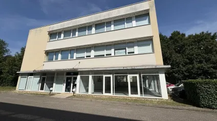BUREAUX à LOUER de 122 m² - Offre immobilière - Arthur Loyd