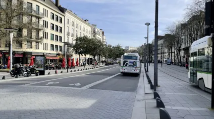 Cession locaux commerciaux Nantes emplacement central proche tram - Offre immobilière - Arthur Loyd