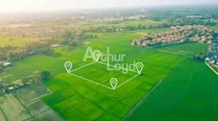 TERRAIN A VENDRE pour locaux inférieur à 500m2 sur l' agglomération vichyssoise Rive Gauche - Offre immobilière - Arthur Loyd