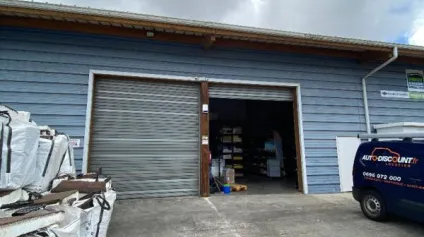 Local d'activités 265 m2, Sainte-luce, récent - Offre immobilière - Arthur Loyd