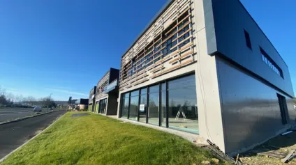 LOCAUX COMMERCIAUX LANDERNEAU - Offre immobilière - Arthur Loyd