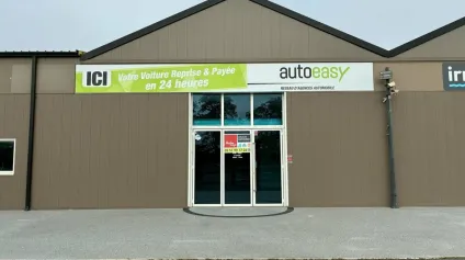 À louer  Local commercial de 139 m²  La Roche-sur-Yon / Axe La Roche  La Tranche-sur-Mer - Offre immobilière - Arthur Loyd