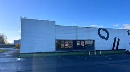 <br />Local Commercial - Location - ST LO<br /> - Offre immobilière - Arthur Loyd