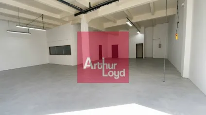 LOCAL D'ACTIVITE A LOUER 220M² CLERMONT FERRAND - Offre immobilière - Arthur Loyd