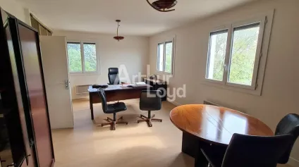 CHATEAUROUX CAP SUD - A LOUER ESPACE DE BUREAUX - 95 m² - Offre immobilière - Arthur Loyd