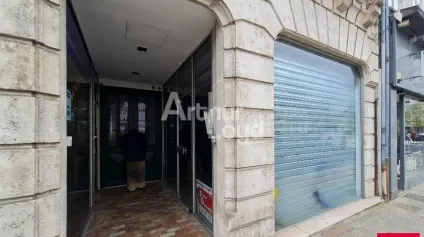CHATEAUROUX CENTRE - A LOUER LOCAL COMMERCIAL - 40 m² - Offre immobilière - Arthur Loyd