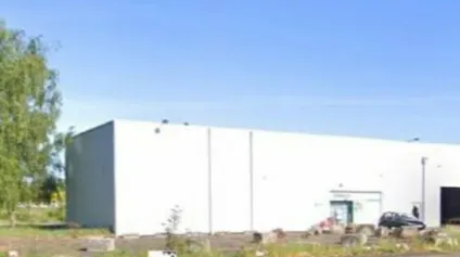 CHAMBRAY LES TOURS COMMERCE A LOUER 450 M² VISIBILITE ET PARKINGS PRIVATIFS - Offre immobilière - Arthur Loyd