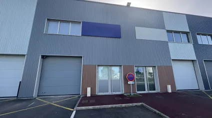 A Montbert, cellule d'activité à louer - Offre immobilière - Arthur Loyd