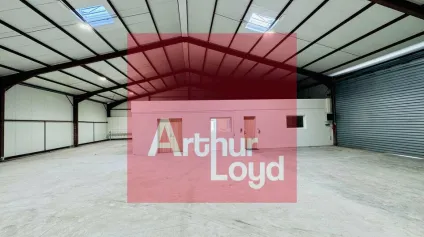 A louer - Local d'activité de 1680 m² - Emplacement privilégié et accès facile - Offre immobilière - Arthur Loyd