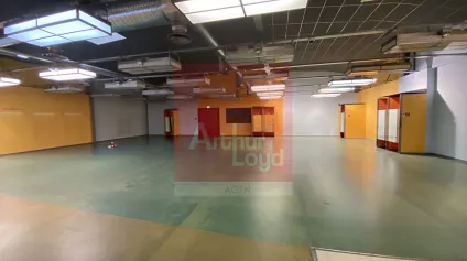 À LOUER : Local commercial d'exception de 580 m² ? Emplacement N°1 à Agen Sud - Offre immobilière - Arthur Loyd
