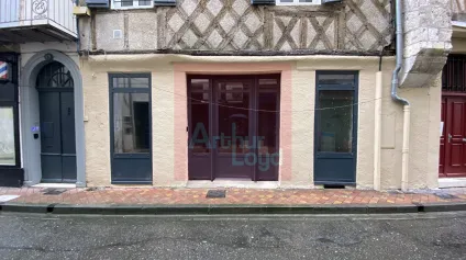 A VENDRE Local commercial hyper centre Agen 45.62 m2 - Offre immobilière - Arthur Loyd