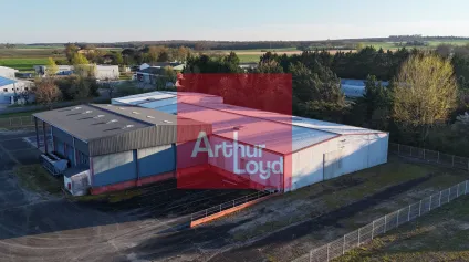 Local d'activité frigorifique à vendre avec quais de chargement et vaste capacité de stockage - Offre immobilière - Arthur Loyd