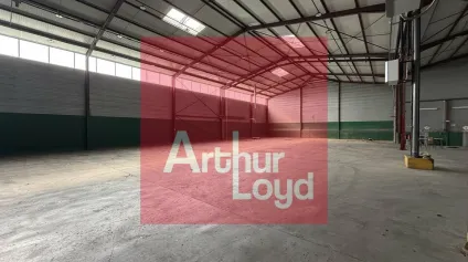 Local d'activité frigorifique avec bureaux et prestations techniques de qualité - Offre immobilière - Arthur Loyd