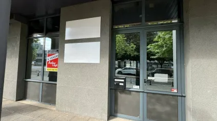 TOURS CENTRE BUREAUX COMMERCIAUX A VENDRE 80 M² EN RDC AVEC VITRINE - Offre immobilière - Arthur Loyd