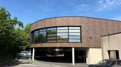 Bureaux à vendre bâtiment indépendant La Chapelle-sur-Erdre parkings - Offre immobilière - Arthur Loyd