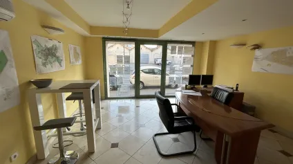 Local commercial à vendre - Offre immobilière - Arthur Loyd
