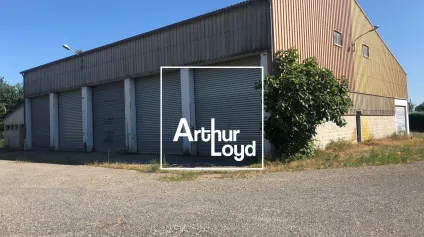 LOCAL D'ACTIVITÉ À LOUER - 675 m² - ATELIER ÉQUIPÉ POIDS LOURDS - PORTET-SUR-GARONNE - Offre immobilière - Arthur Loyd