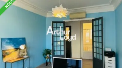 À LOUER  BUREAUX PREMIUM 72 M²  IMMEUBLE BOURGEOIS - Offre immobilière - Arthur Loyd