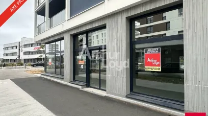 EMPLACEMENT PREMIUM - LOCAL COMMERCIAL - 200 M² - Offre immobilière - Arthur Loyd
