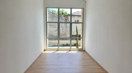 PETITE SURFACE DE BUREAUX À LOUER NEUF PROCHE CENTRE-VILLE - Offre immobilière - Arthur Loyd