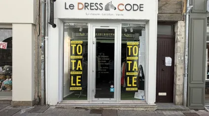 À LOUER  LOCAL COMMERCIAL 37 M²  CUR DE RUE DYNAMIQUE - CENTRE VILLE DE POITIERS - Offre immobilière - Arthur Loyd