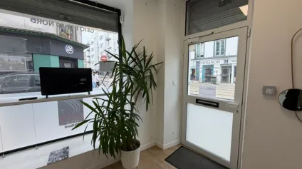 LOCAL COMMERCIAL 70M² EXCELLENTE VISIBILITE JEAN JAURES - Offre immobilière - Arthur Loyd