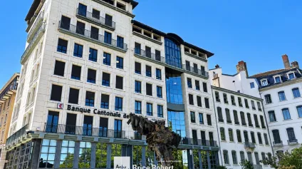 Bureau à louer Lyon adresse centrale vue Rhône et stationnement privatif - Offre immobilière - Arthur Loyd