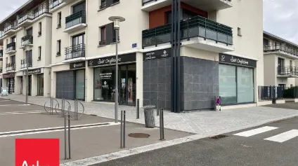 Local commercial à vendre à LE COUDRAY 28630 - Offre immobilière - Arthur Loyd