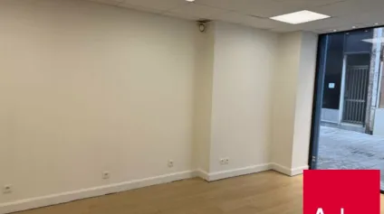 DAX - CENTRE VILLE - rue piétonne Local de 61M2 - Offre immobilière - Arthur Loyd