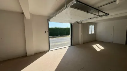 Entrepôt disponible à Magnac-sur-Touvre - secteur Est agglomération Angoulême - Offre immobilière - Arthur Loyd