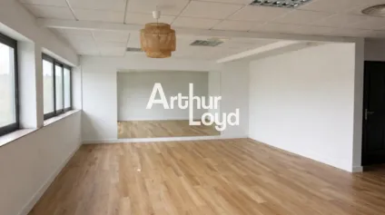 Fréjus - A louer bureaux 80 m² - Zone de la Palud - Offre immobilière - Arthur Loyd