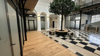 A LOUER BUREAUX CENTRE VILLE DE POITIERS - EN CENTRE D'AFFAIRES - Offre immobilière - Arthur Loyd
