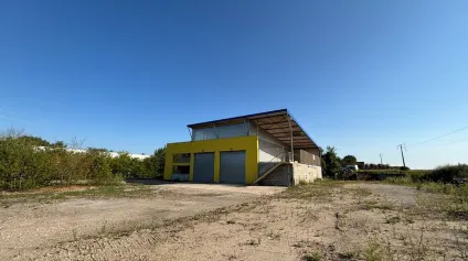 A Vendre - Local d'activité - Offre immobilière - Arthur Loyd