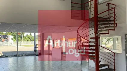 Ensemble Immobilier Exceptionnel sur Axe Très Passant<br /> - Offre immobilière - Arthur Loyd