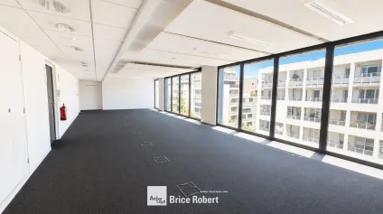 A sous louer - VERT ANIS - Bureaux lumineux - Vaulx en Velin - Offre immobilière - Arthur Loyd
