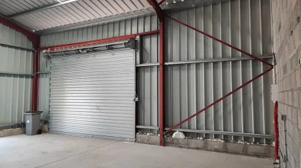 <br />Magnac BOURG 1 km autoroute A20 cellules de 80m²<br /> - Offre immobilière - Arthur Loyd