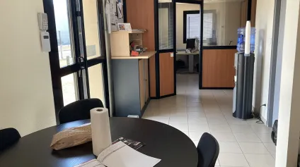 <br />A LOUER - Bureaux Limoges 170 m² - Zone Romanet<br /> - Offre immobilière - Arthur Loyd