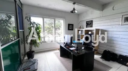 <br />Bureaux - À Louer - Cormelles-le-Royal<br /> - Offre immobilière - Arthur Loyd