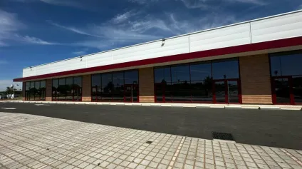 A LOUER - CELLULES ARTISANALES - BOURGES - Offre immobilière - Arthur Loyd