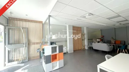 LOCAL COMMERCIAL à LOUER de 136 m² - Offre immobilière - Arthur Loyd