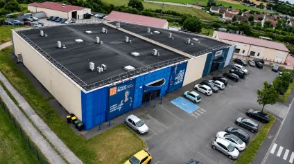 A VENDRE - Au coeur d'une zone d'activité dynamique, <br />Immeuble d'une surface de 1600 m2 dont 1000 m2 loué et 600 m2 vacant <br />Disponible, aucun travaux à prévoir - Offre immobilière - Arthur Loyd