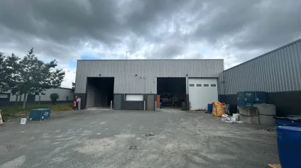 A Indre, bâtiment indépendant à louer - Offre immobilière - Arthur Loyd