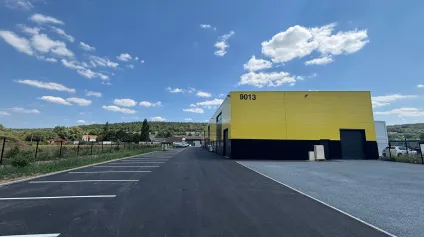 Locaux d'activité à louer à GRAND COURONNE 76530 - Offre immobilière - Arthur Loyd