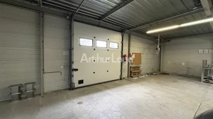 Local d'activité 348 m2 indépendant avec Bureaux - Offre immobilière - Arthur Loyd