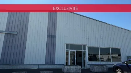 A LOUER - LOCAL DE STOCKAGE - SAINT-DOULCHARD - EXCLUSIVITÉ - Offre immobilière - Arthur Loyd