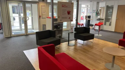 Bureaux à vendre Nantes centre grande visibilité face au marché Talensac - Offre immobilière - Arthur Loyd
