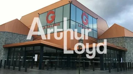 À LOUER - SEYNOD  Local Commercial en galerie marchande de 103 m² - Offre immobilière - Arthur Loyd